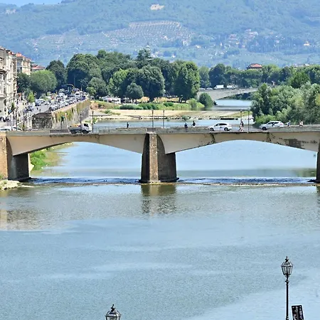 Exclusive Ponte Vecchio Apartamento